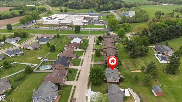 1941 Buckeye Street NE, New Philadelphia, OH 44663