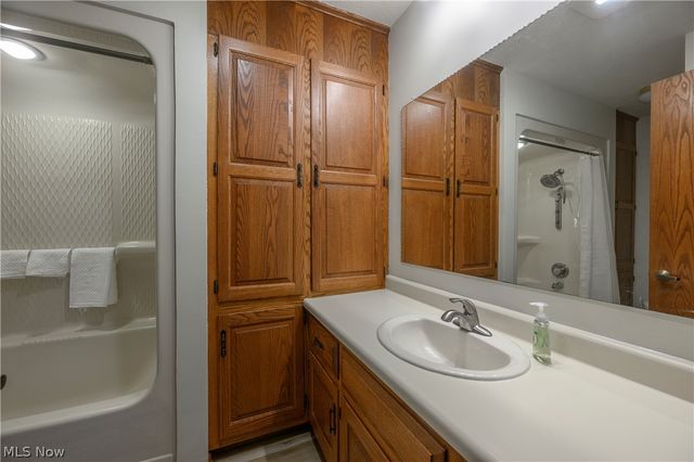 1941 Buckeye Street NE, New Philadelphia, OH 44663