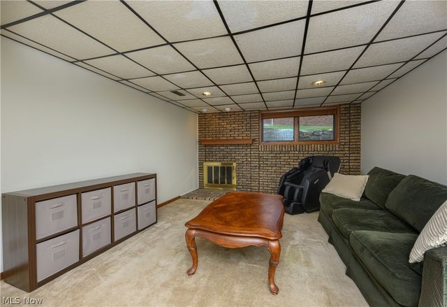 1941 Buckeye Street NE, New Philadelphia, OH 44663