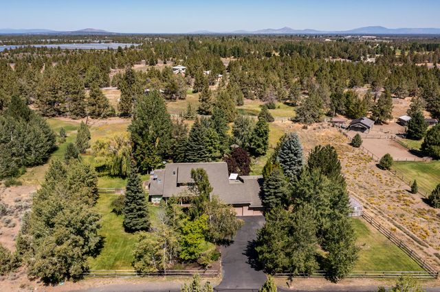 22030 Stormy Lane, Bend, OR 97701