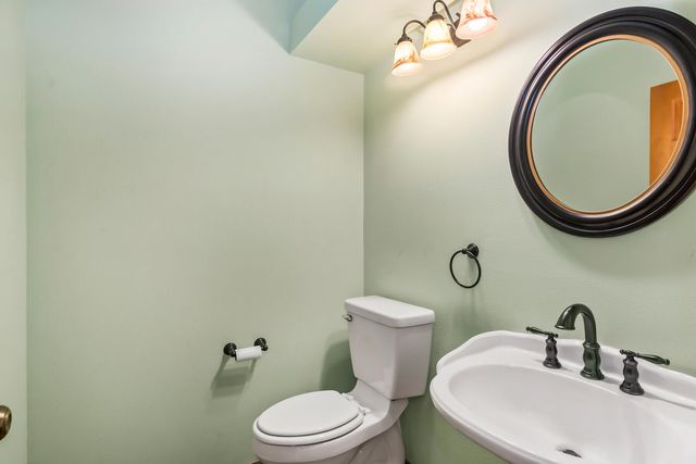 22030 Stormy Lane, Bend, OR 97701