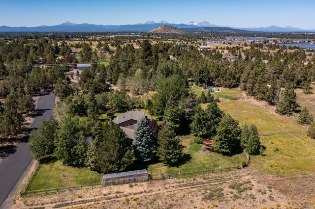 22030 Stormy Lane, Bend, OR 97701