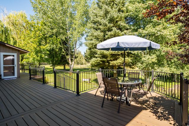 22030 Stormy Lane, Bend, OR 97701