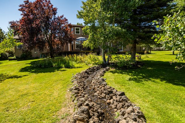 22030 Stormy Lane, Bend, OR 97701