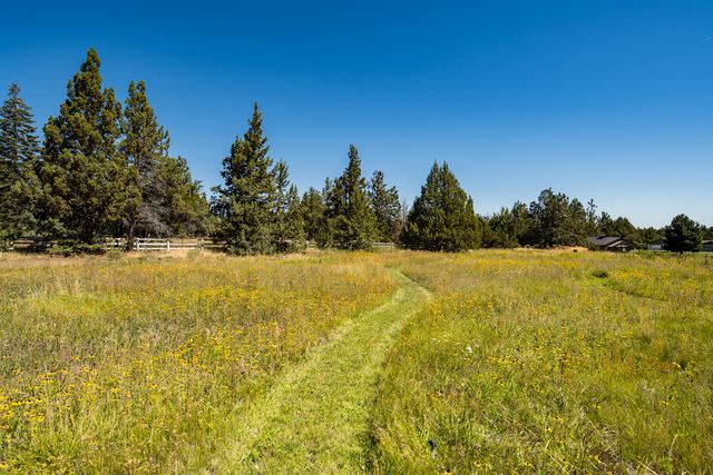 22030 Stormy Lane, Bend, OR 97701