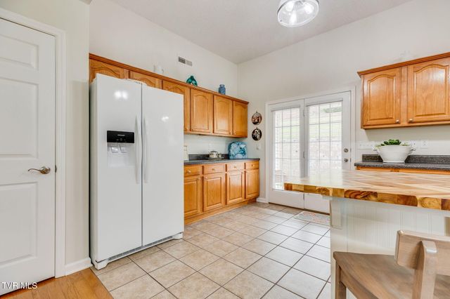 1544 East Main Street D, Lebanon, VA 24266