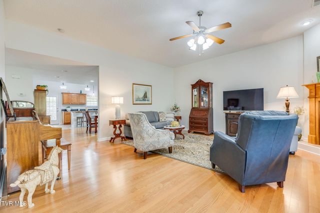 1544 East Main Street D, Lebanon, VA 24266