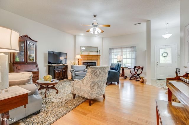 1544 East Main Street D, Lebanon, VA 24266
