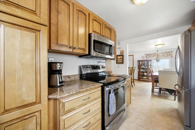 46606 S Morton Road, Kennewick, WA 99337