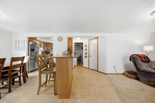 46606 S Morton Road, Kennewick, WA 99337