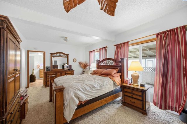 46606 S Morton Road, Kennewick, WA 99337