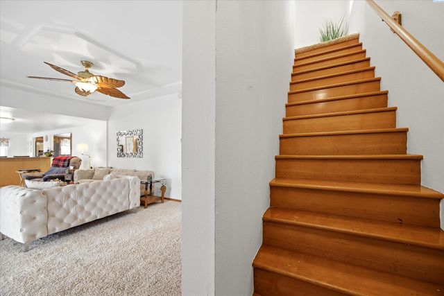 46606 S Morton Road, Kennewick, WA 99337