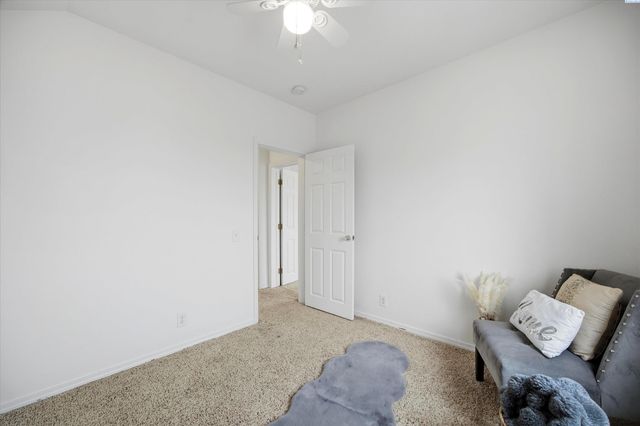 46606 S Morton Road, Kennewick, WA 99337