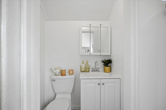 46606 S Morton Road, Kennewick, WA 99337