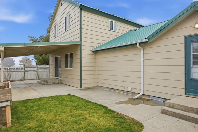 46606 S Morton Road, Kennewick, WA 99337
