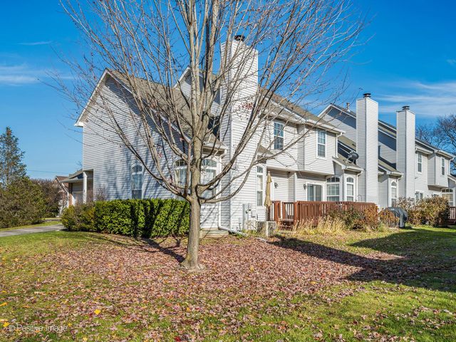 13296 W Heiden Circle, Lake Bluff, IL 60044