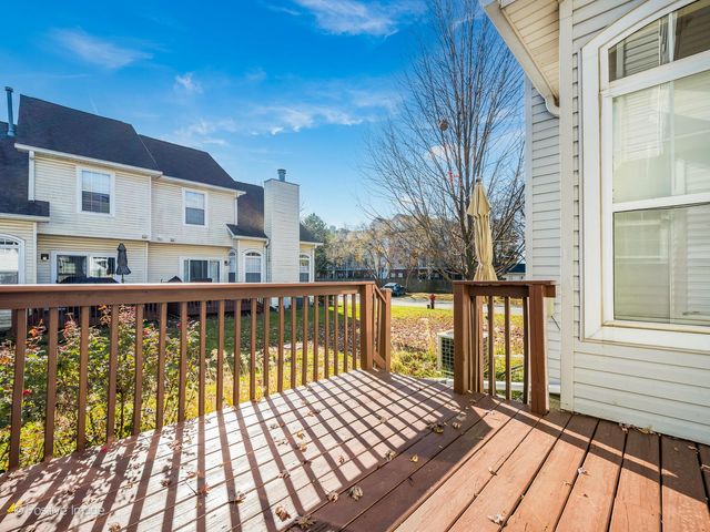 13296 W Heiden Circle, Lake Bluff, IL 60044