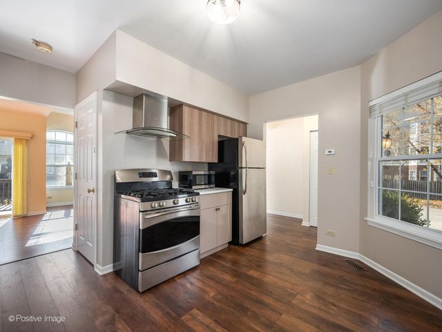 13296 W Heiden Circle, Lake Bluff, IL 60044