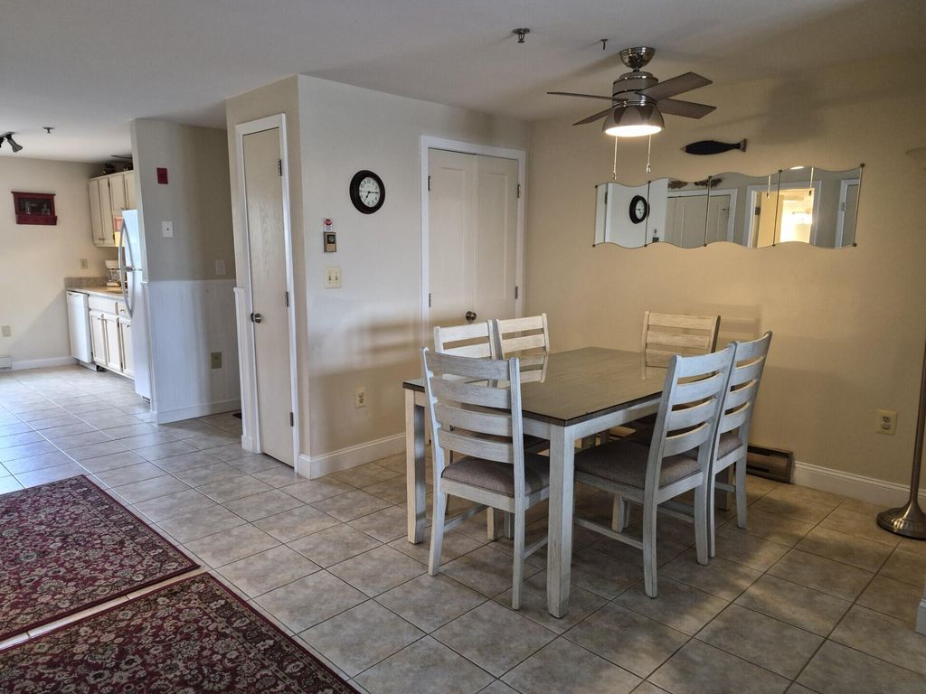 1373 POST Road 8D, Wells, ME 04090 — photo 3