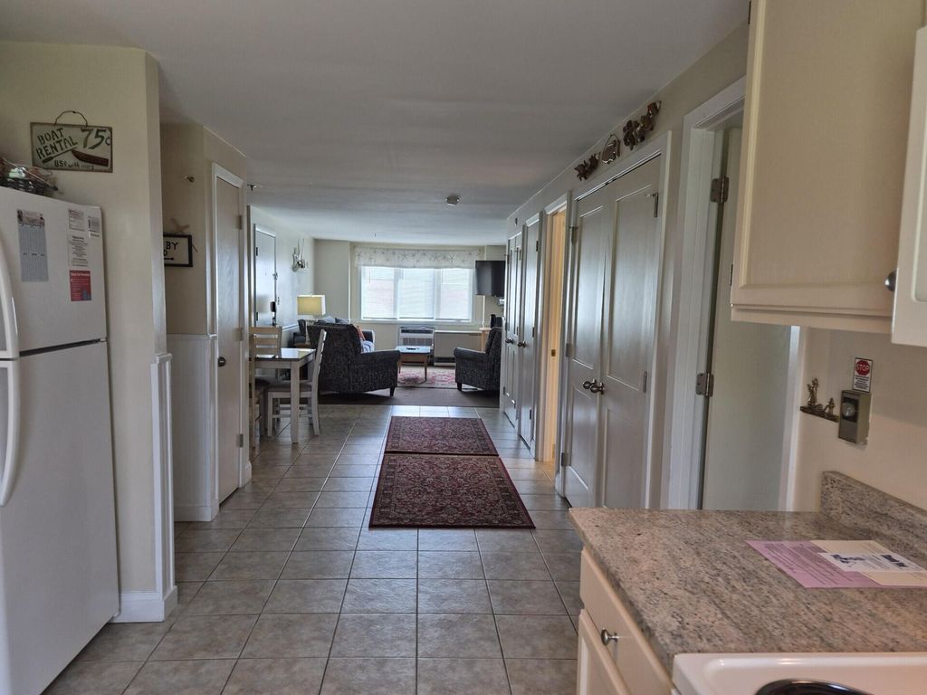 1373 POST Road 8D, Wells, ME 04090 — photo 4