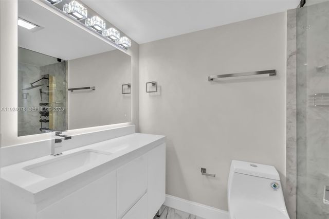 251 174th St 1415, Sunny Isles Beach, FL 33160