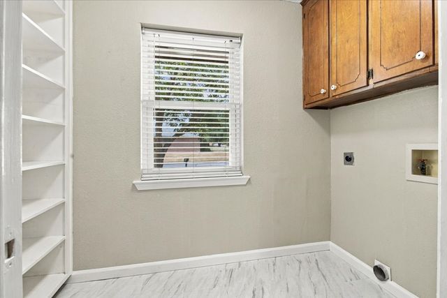 2108 N Village, Bonham, TX 75418
