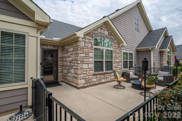 1434 Somersby Circle, Gastonia, NC 28054