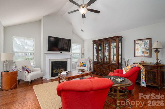 1434 Somersby Circle, Gastonia, NC 28054