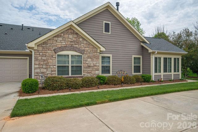 1434 Somersby Circle, Gastonia, NC 28054