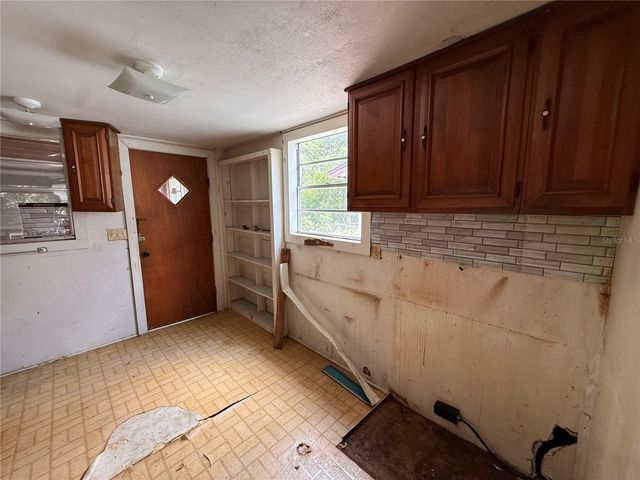 26 ATLANTIC AVENUE, Mascotte, FL 34753