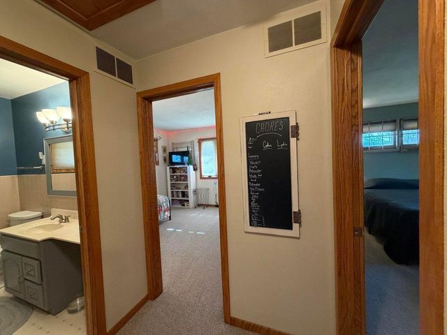 220 S Maple Street, La Crescent, MN 55947