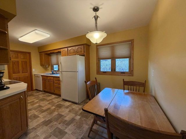 220 S Maple Street, La Crescent, MN 55947