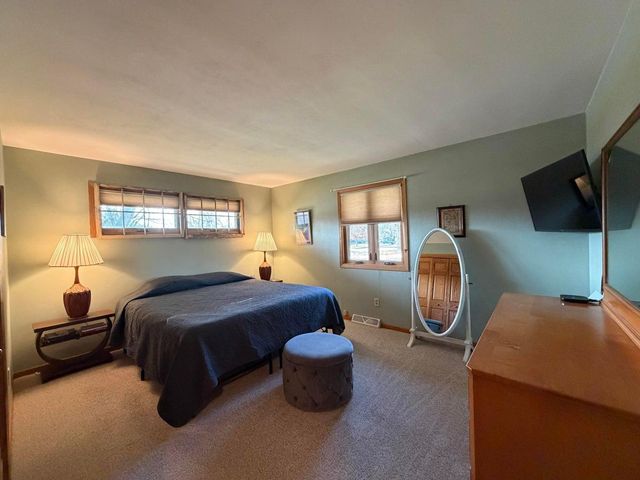 220 S Maple Street, La Crescent, MN 55947