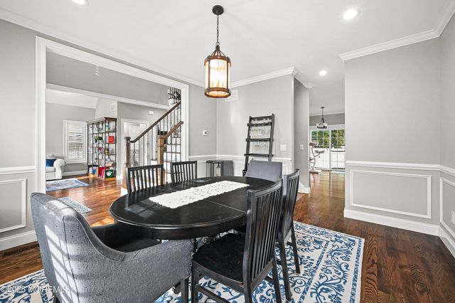 28 Clayton Avenue, Monroe, NJ 08831