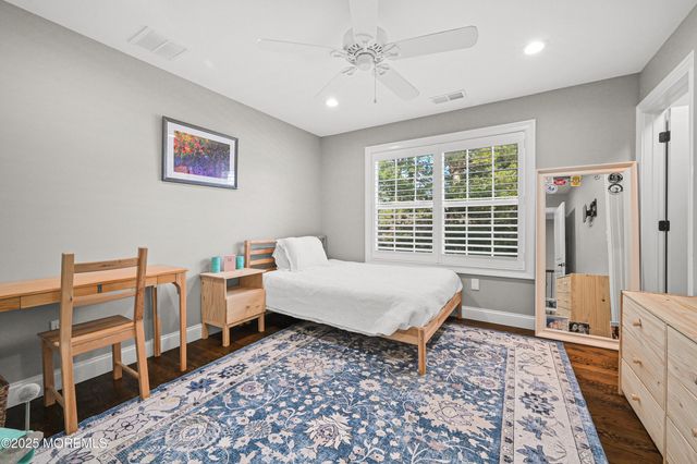 28 Clayton Avenue, Monroe, NJ 08831