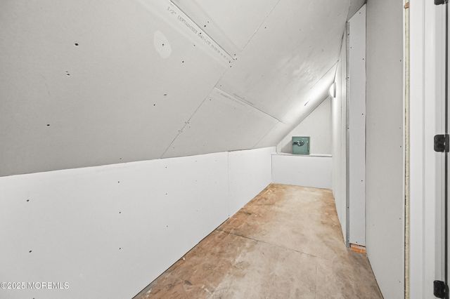 28 Clayton Avenue, Monroe, NJ 08831