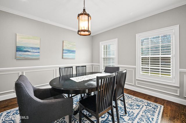 28 Clayton Avenue, Monroe, NJ 08831