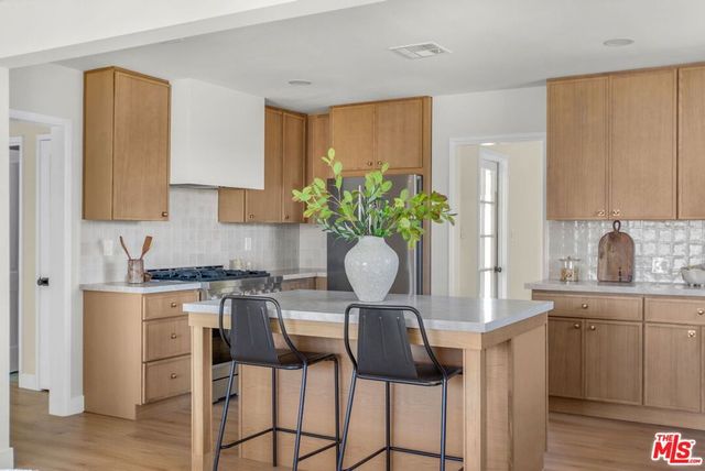 3803 Monteith Drive, Los Angeles, CA 90043