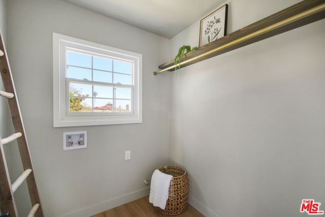 3803 Monteith Drive, Los Angeles, CA 90043