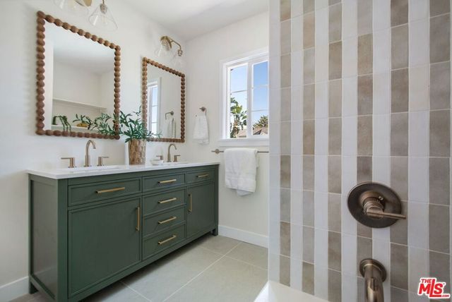 3803 Monteith Drive, Los Angeles, CA 90043