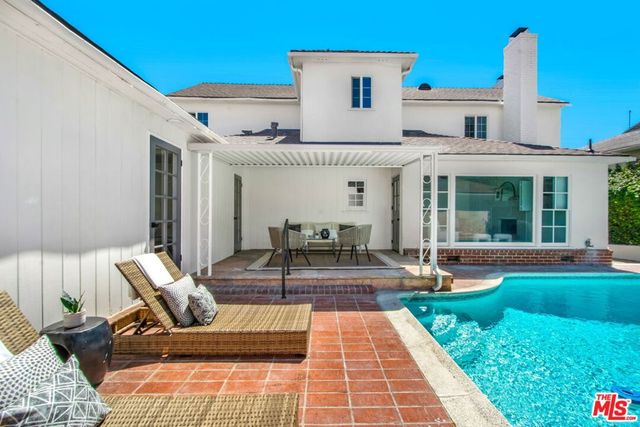 3803 Monteith Drive, Los Angeles, CA 90043