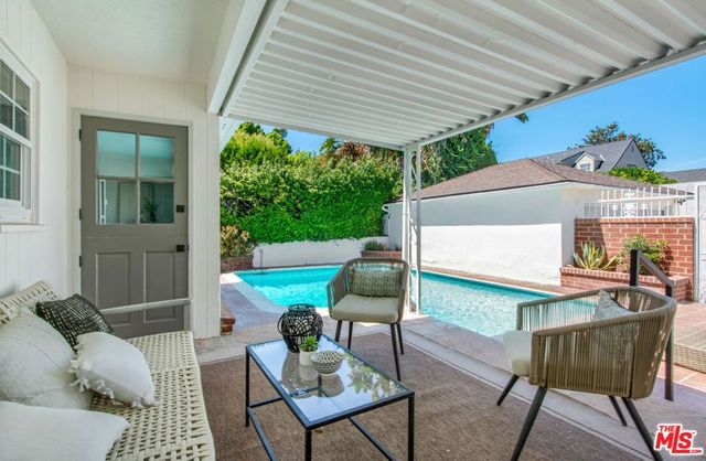 3803 Monteith Drive, Los Angeles, CA 90043