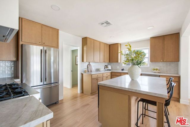 3803 Monteith Drive, Los Angeles, CA 90043