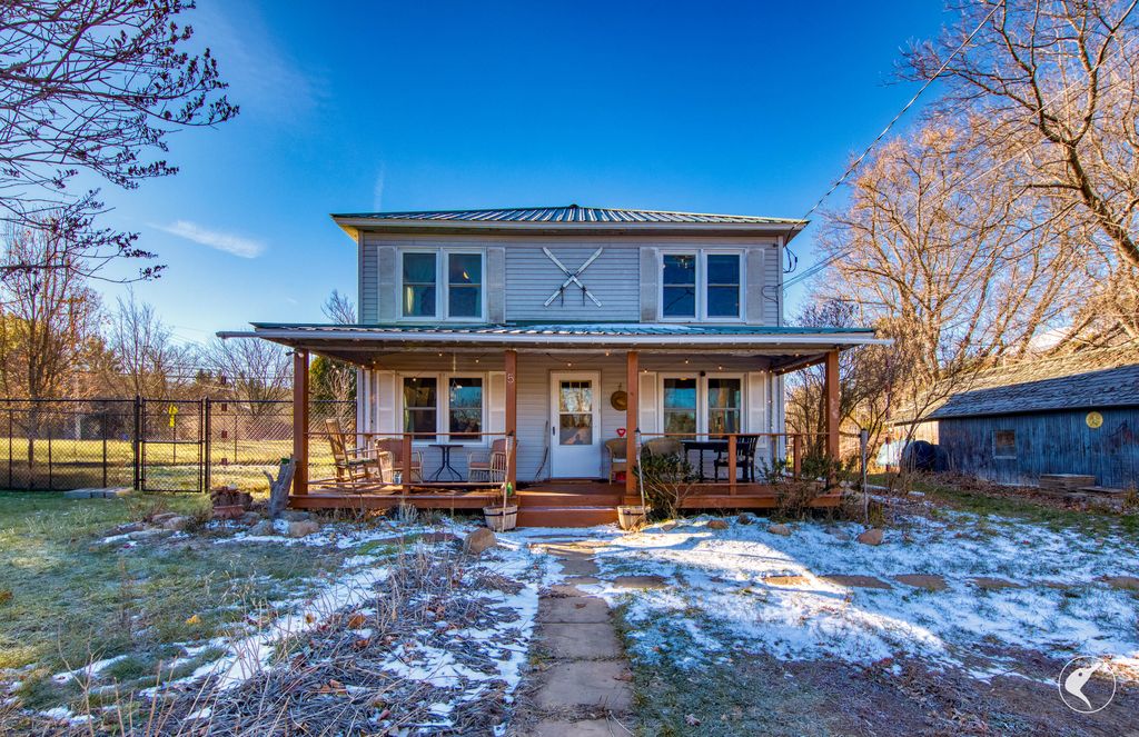 5 Everest Lane, Wilmington, NY 12997