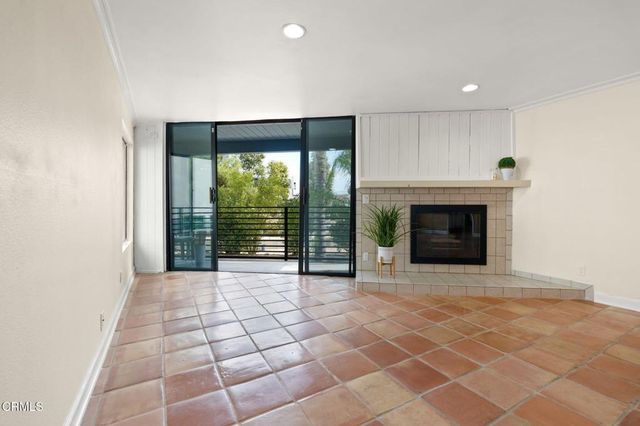 12930 Valleyheart 1, Los Angeles, CA 91604