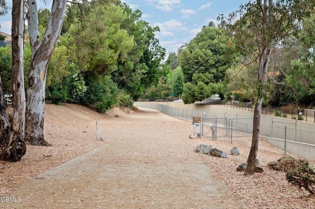 12930 Valleyheart 1, Los Angeles, CA 91604