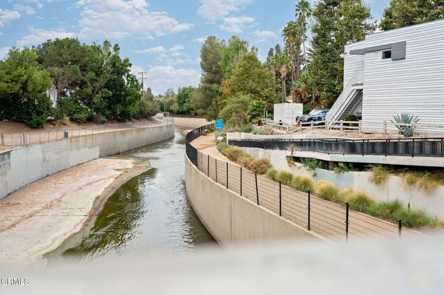 12930 Valleyheart 1, Los Angeles, CA 91604