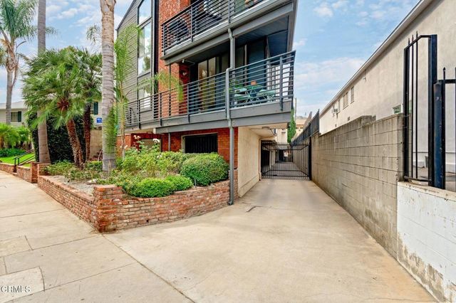 12930 Valleyheart 1, Los Angeles, CA 91604