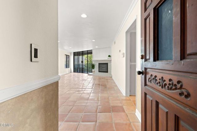 12930 Valleyheart 1, Los Angeles, CA 91604