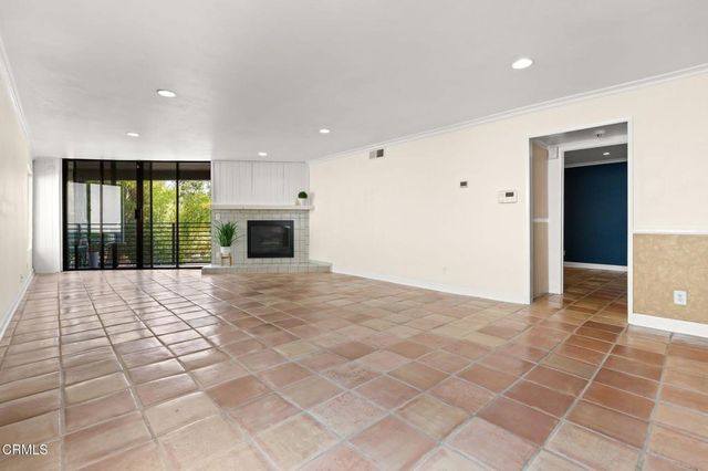 12930 Valleyheart 1, Los Angeles, CA 91604